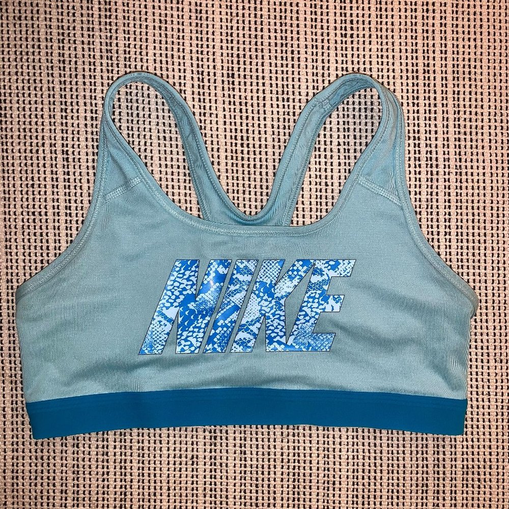 NIKE Sports Bra Size S